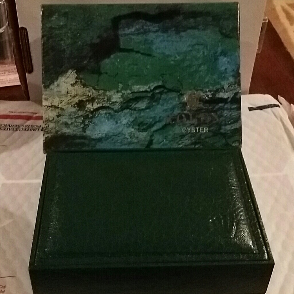 Rolex oyster box